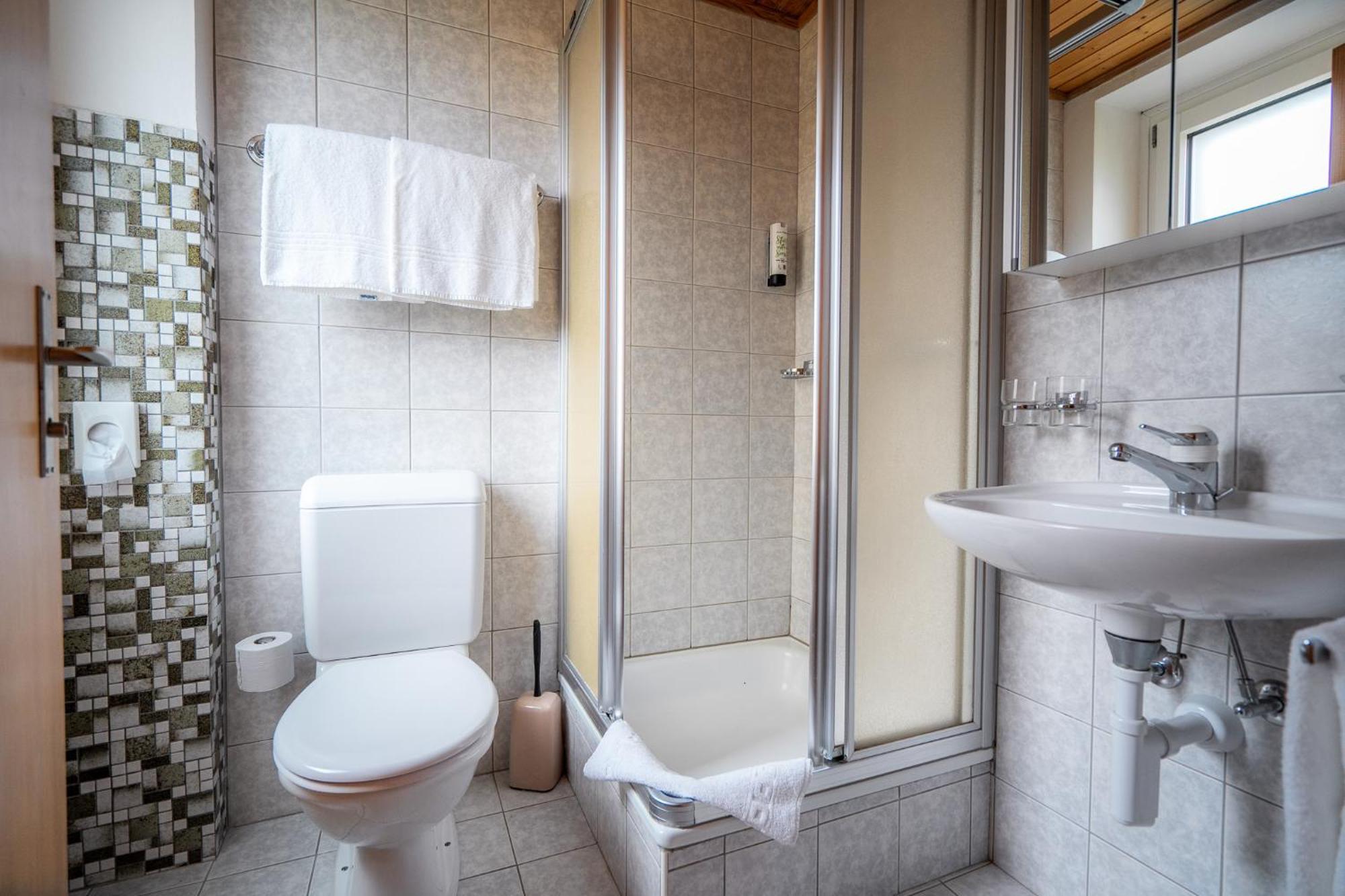 Hotel Haus Schoenstatt Contactless-check-in 3*